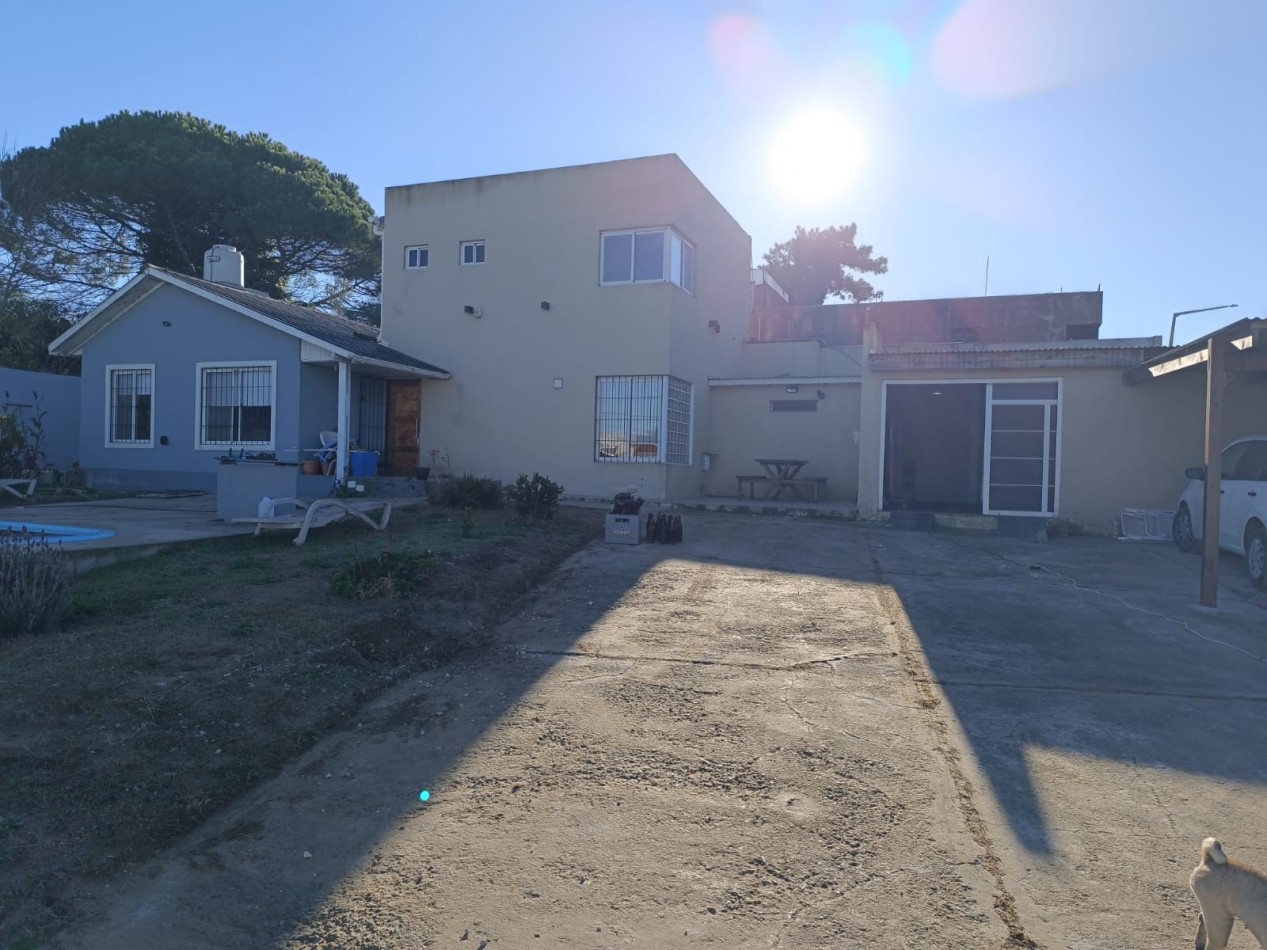 Excelente Oportunidad!!! Casa sobre boulevard con amplio lote.