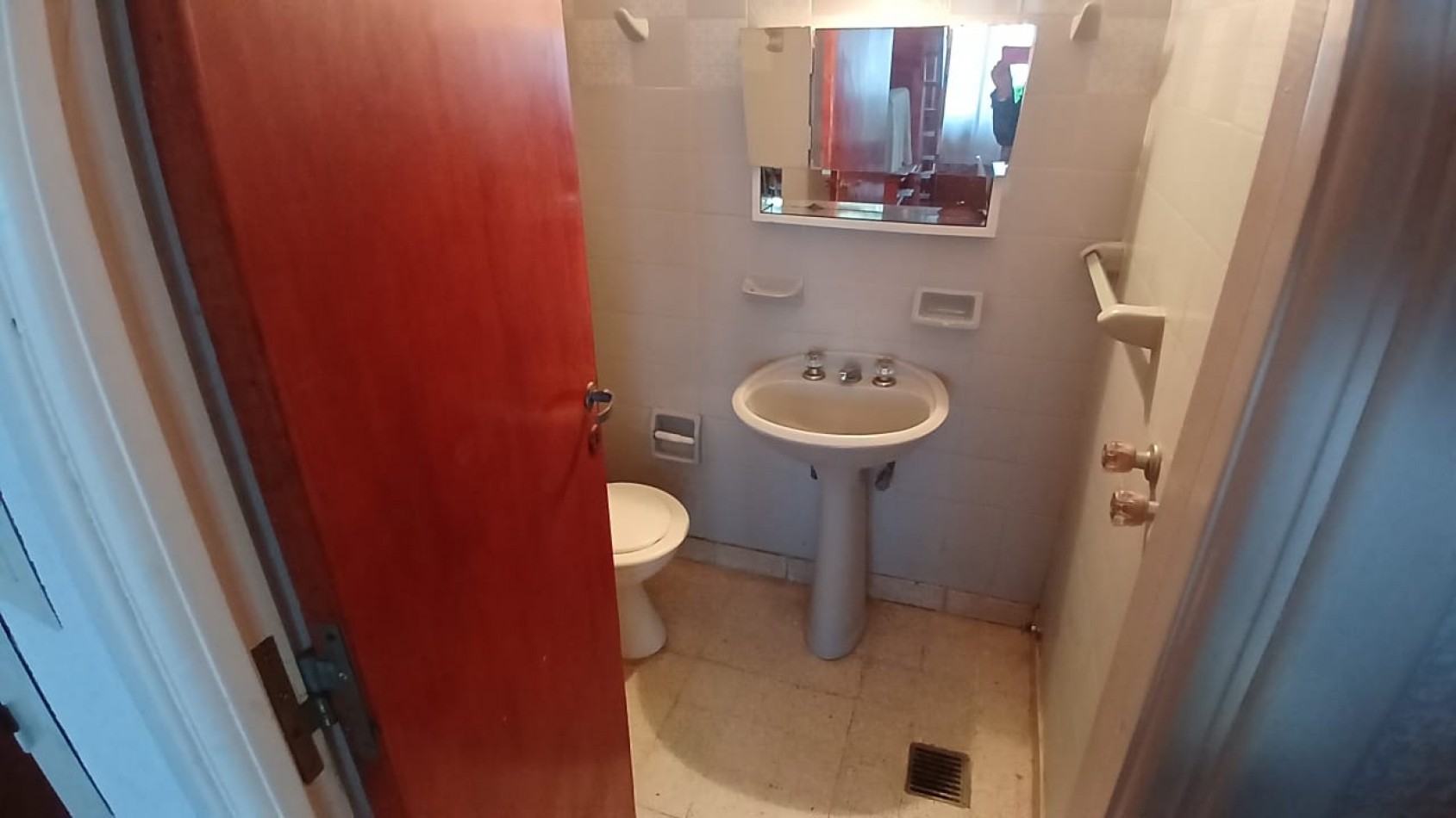 Venta de Dpto al Sur de Villa Gesell Edificio Amelia 1 ambiente y medio